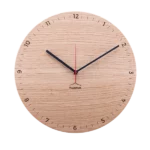 Design Wanduhr 'Bergtouhr Eiche rund'